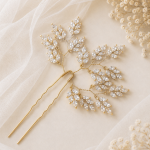 bruidshaaraccessoire met gouden blaadjes